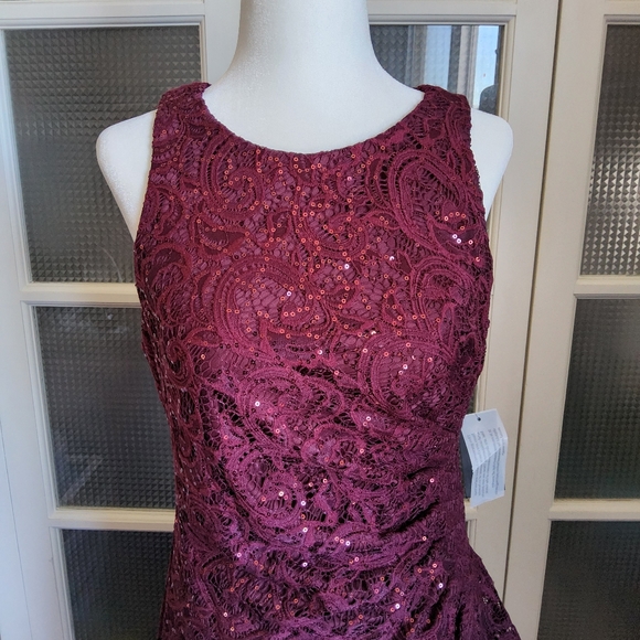 Alex Evenings Womens Long Sleeveless Cascade Ruffle Detail Dress with Front Slit - Picture 4 of 10